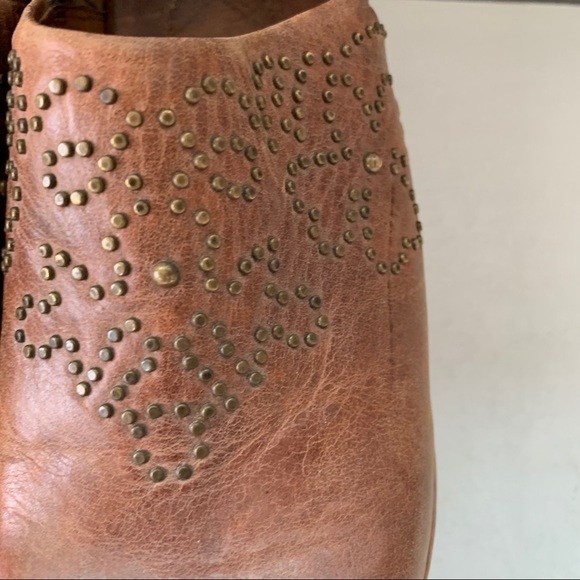 Ariat Tan Leather Slip-On Shoes With Stud Detail Size 7 - Picture 3 of 12